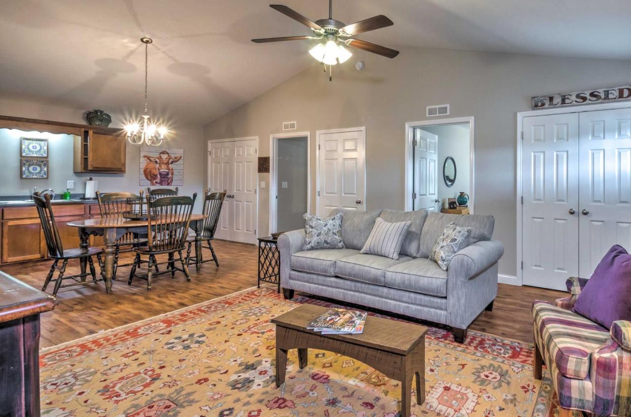 Pet-Friendly Brownsville Retreat With Porch! Sloans Crossing Экстерьер фото