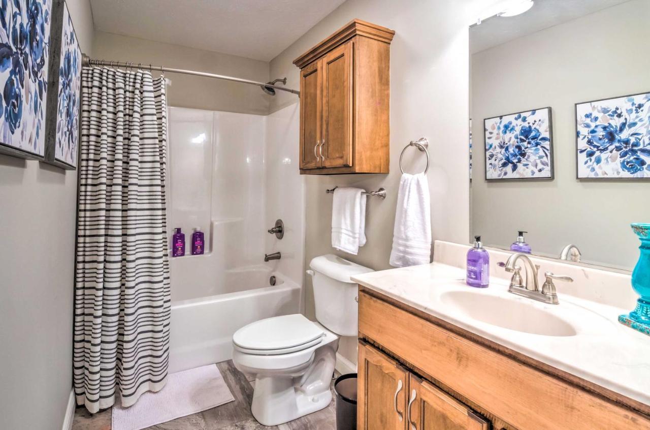 Pet-Friendly Brownsville Retreat With Porch! Sloans Crossing Экстерьер фото