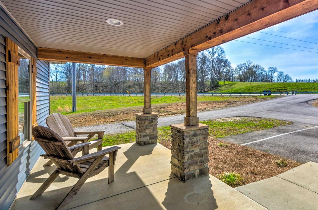 Pet-Friendly Brownsville Retreat With Porch! Sloans Crossing Экстерьер фото